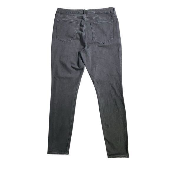 Old Navy Size 16 Wow Super Skinny High Rise Black Stretch Denim Womens Jean - Picture 6 of 10